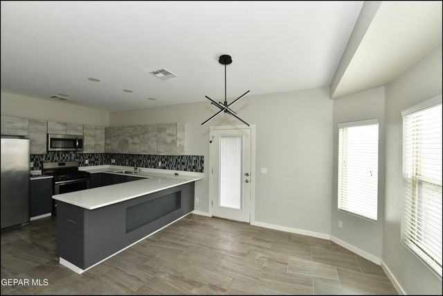 432 Stetson Drive, El Paso, TX 79928