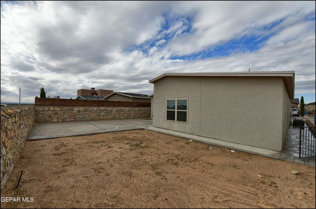 432 Stetson Drive, El Paso, TX 79928