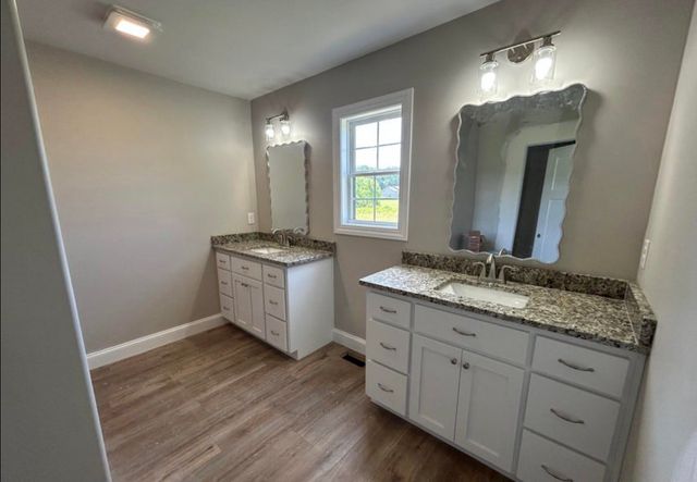 228 Georgee Rd, Jamestown, TN 38556