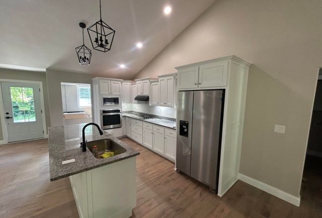228 Georgee Rd, Jamestown, TN 38556