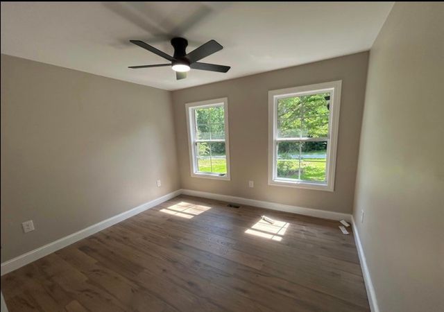228 Georgee Rd, Jamestown, TN 38556