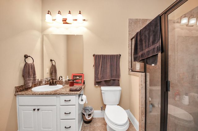 17819 Country Cove, Cypress, TX 77433