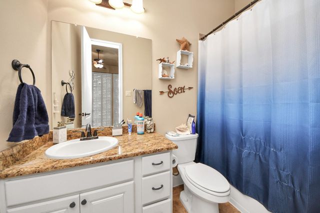 17819 Country Cove, Cypress, TX 77433