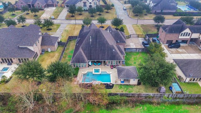 17819 Country Cove, Cypress, TX 77433
