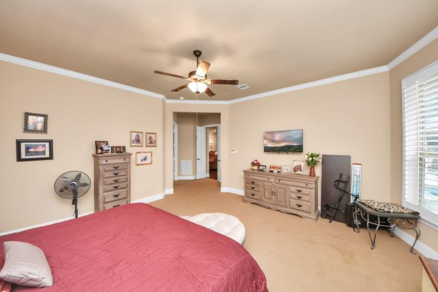 17819 Country Cove, Cypress, TX 77433