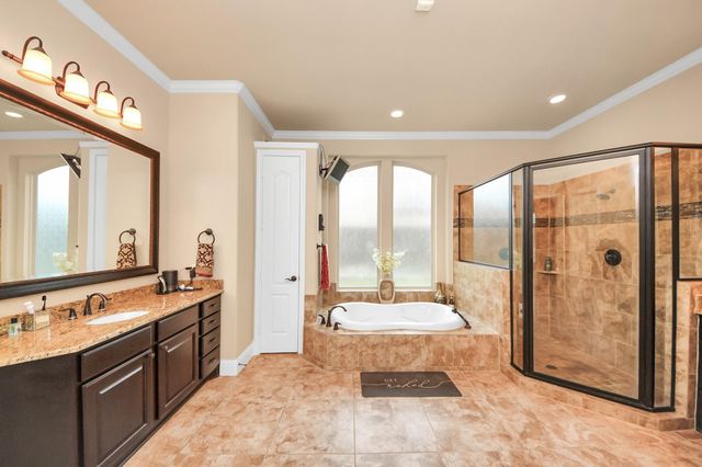 17819 Country Cove, Cypress, TX 77433