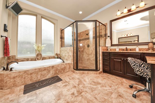 17819 Country Cove, Cypress, TX 77433