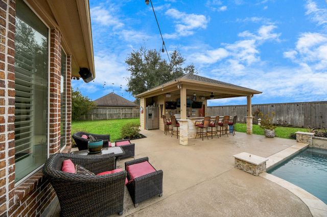 17819 Country Cove, Cypress, TX 77433