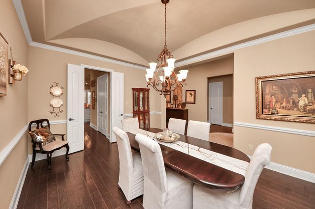 17819 Country Cove, Cypress, TX 77433