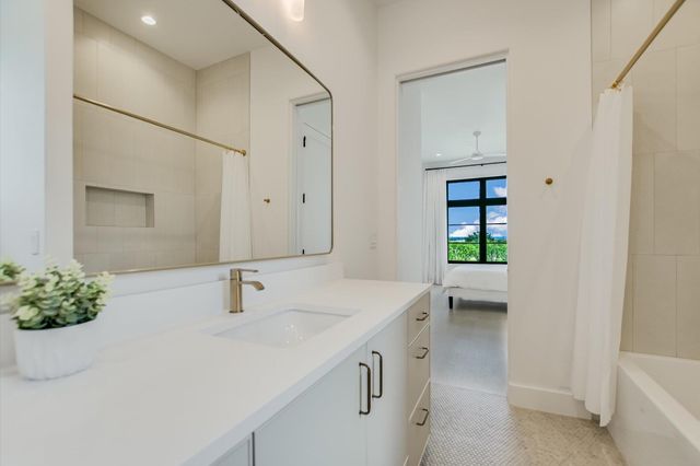 146 Coral Berry, Horseshoe Bay, TX 78657