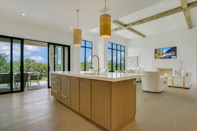146 Coral Berry, Horseshoe Bay, TX 78657