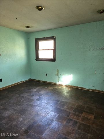 16940 Thompson Road, Thompson, OH 44086