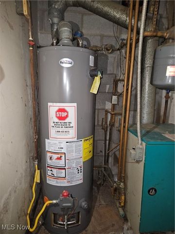 16940 Thompson Road, Thompson, OH 44086