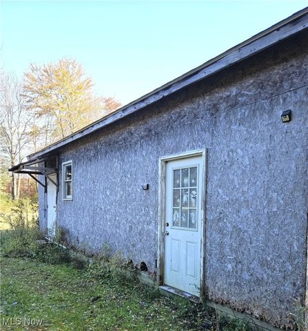 16940 Thompson Road, Thompson, OH 44086