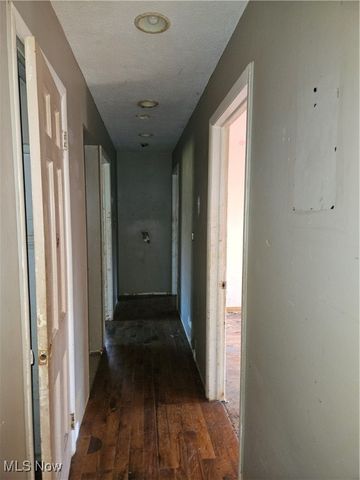 16940 Thompson Road, Thompson, OH 44086