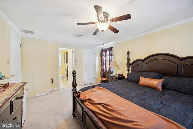 121 STEEPLEBUSH DR, Perkasie, PA 18944