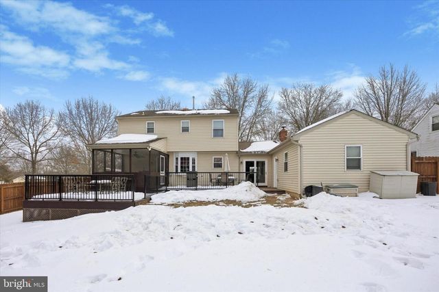 121 STEEPLEBUSH DR, Perkasie, PA 18944