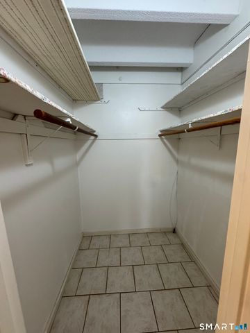 20 Prospect Street APT 64, Manchester, CT 06040