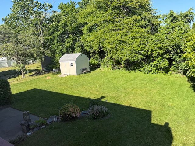 15 Casey Drive, Middletown, RI 02842