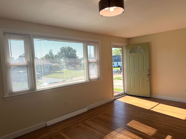 15 Casey Drive, Middletown, RI 02842