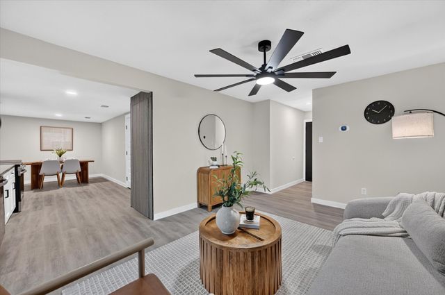 1003 E Dallas Street, Mansfield, TX 76063