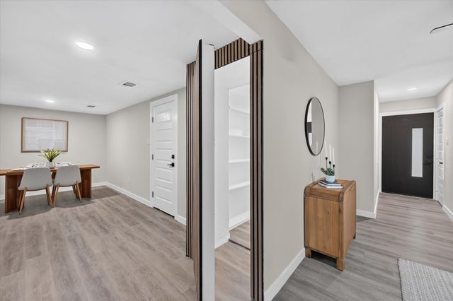 1003 E Dallas Street, Mansfield, TX 76063