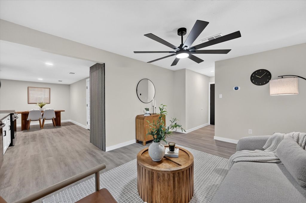 1003 E Dallas Street, Mansfield, TX 76063 — photo 5