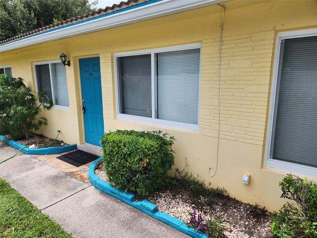 35 NE 20TH AVE, Pompano Beach, FL 33060