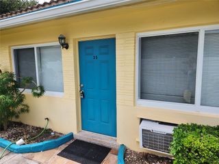 35 NE 20TH AVE, Pompano Beach, FL 33060