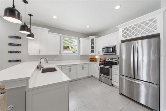 1808 W CLUSTER AVENUE, Tampa, FL 33604