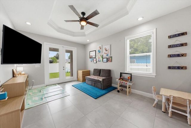 1808 W CLUSTER AVENUE, Tampa, FL 33604