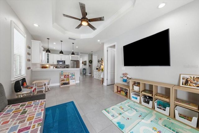 1808 W CLUSTER AVENUE, Tampa, FL 33604