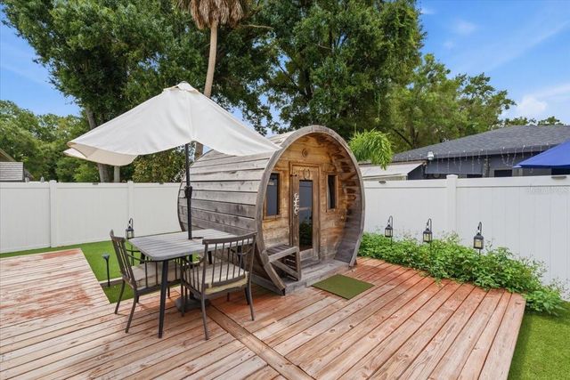 1808 W CLUSTER AVENUE, Tampa, FL 33604