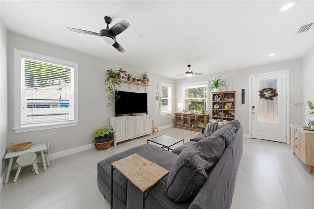 1808 W CLUSTER AVENUE, Tampa, FL 33604