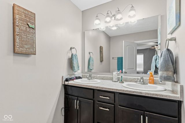 254 Rambling Road, Greenfield, IN 46140