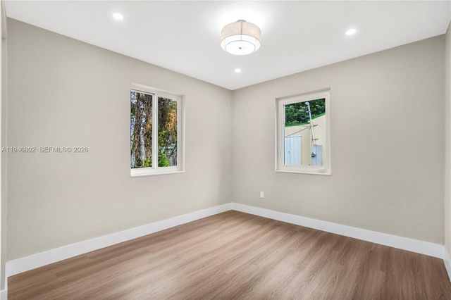 1151 NW 45th St, Miami, FL 33127