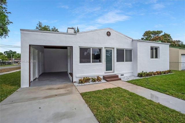 1151 NW 45th St, Miami, FL 33127