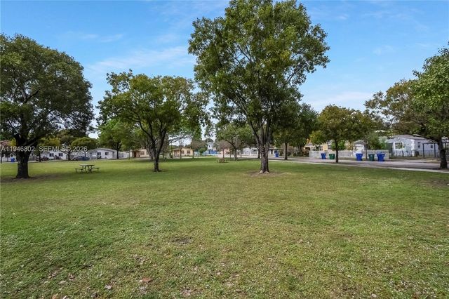 1151 NW 45th St, Miami, FL 33127