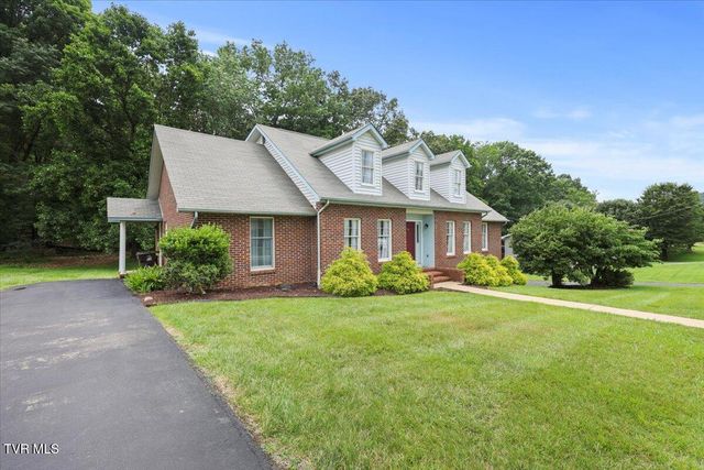 377 Overlook Drive, Blountville, TN 37617
