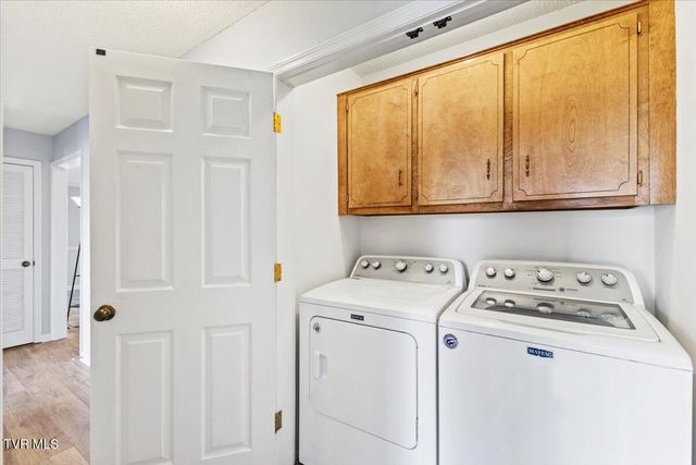 377 Overlook Drive, Blountville, TN 37617