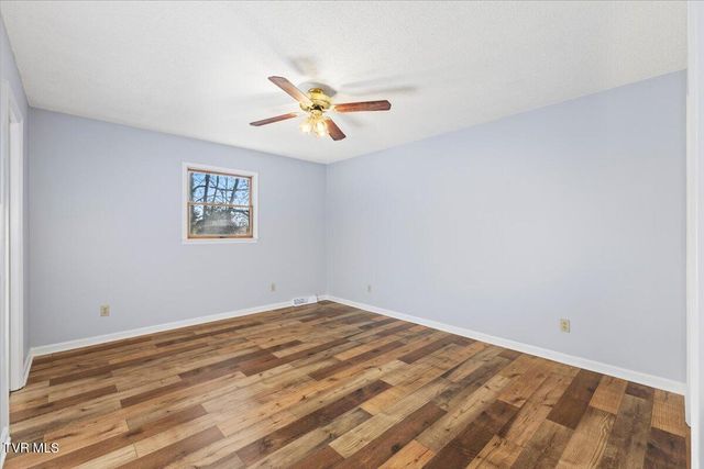 377 Overlook Drive, Blountville, TN 37617