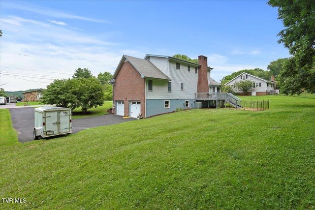 377 Overlook Drive, Blountville, TN 37617