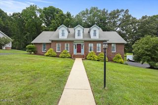 377 Overlook Drive, Blountville, TN 37617