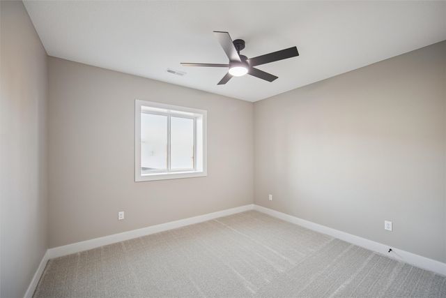 415 NW Red Oak Court, Waukee, IA 50263