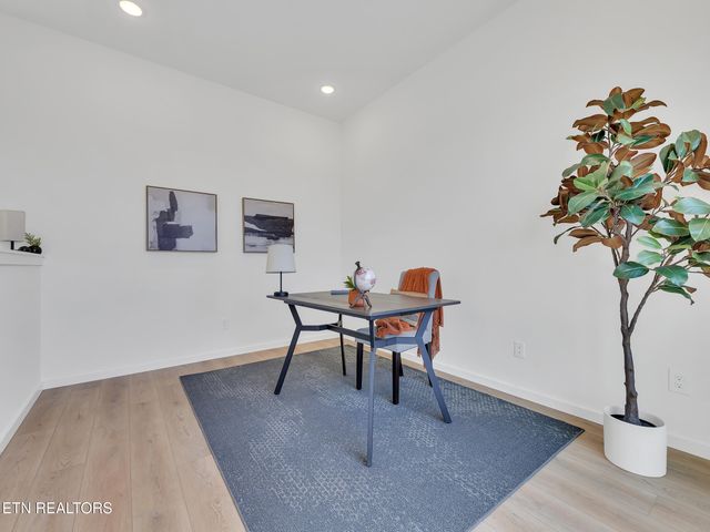 1602 N Central Street 104, Knoxville, TN 37917