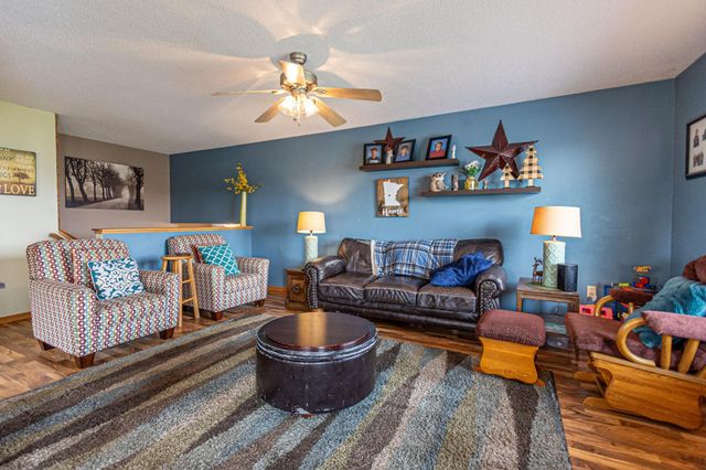 701 W Queen Street, Osakis, MN 56360