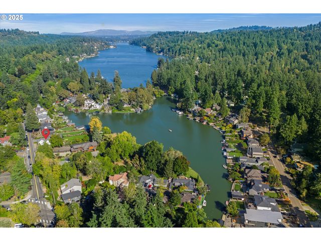 4368 LAKEVIEW Blvd, Lake Oswego, OR 97035
