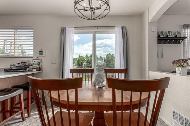 2039 Espana Way, Aurora, CO 80011