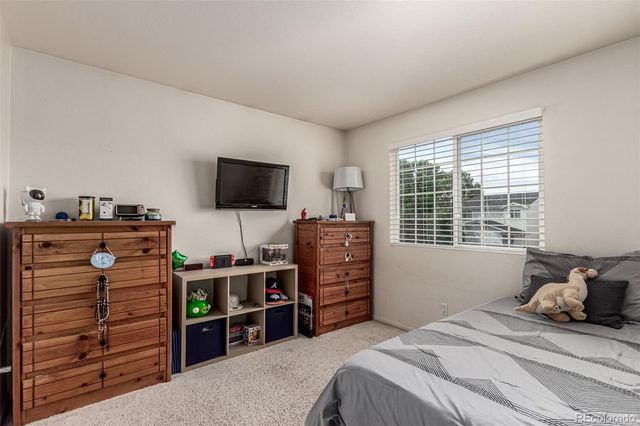 2039 Espana Way, Aurora, CO 80011