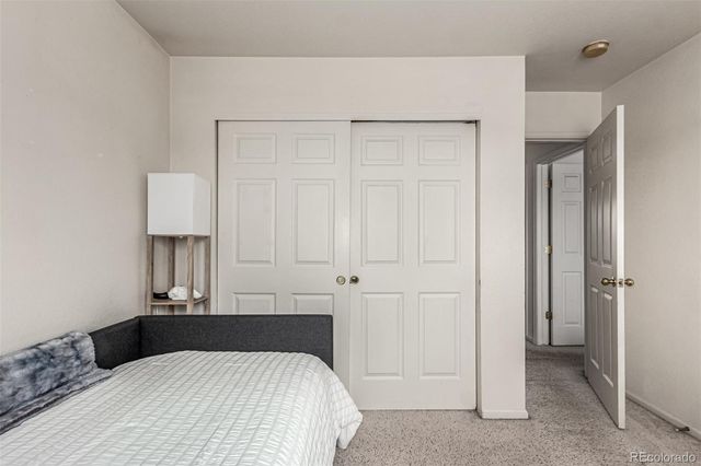 2039 Espana Way, Aurora, CO 80011